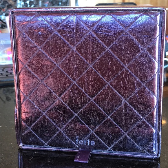 Tarte Compact With Beautiful Colors For eyes,Cheeks and Lips.. - Picture 2 of 11